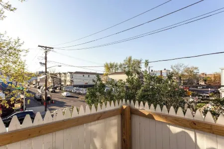 Spacious 4BR / Arcade & Games / LuxCafe / 2 King Beds / 30min to NYC Отели рядом с достопримечательностью «Технологический институт Нью-Джерси»