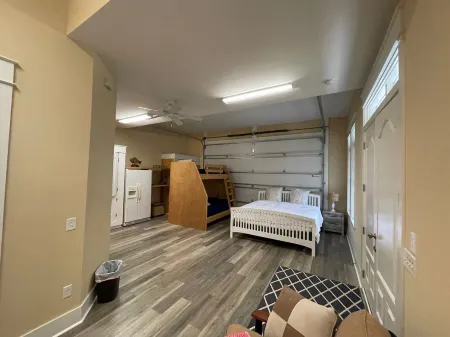 Hyco lakefront rental that's very close to VIR!  Quiet cove to come and relax.