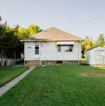 Cozy family friendly home within walking distance of Main Street! Hotels in Lafayette