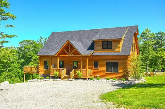 6BR New Build, Hot Tub, Fire Pit, Mtn. Views