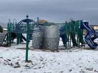 SUPER SPACIOUS COMFY & CLEAN Hotels in Roy