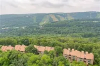 Cozy Condo at Seven Springs
