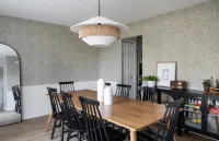 M22 Hemlock House-Renovated lakefront home