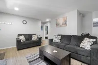 Beautiful remodeled 2 bedroom, walking distance from Downtown with AC Hotel a Olympia