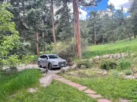 Cozy Cabin Near Boulder with Wildlife and WiFi