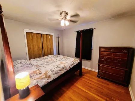 Stay Central in Style - UK/DT/Keeneland/Rupp Отели рядом с достопримечательностью «Кладбище Лексингтон»