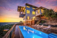 SKYHOUSE Canyon Lake: Private Pool and Lake Views