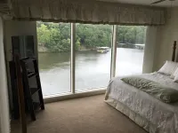 Waterfront Indian Pointe Condo, Views, Pools, Tennis and more. 17mm - Homestays