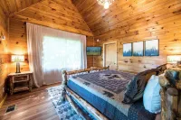 Cove Mountain Retreat - Indoor Pool - Hot Tub - Movie Theater Hotels near حديقة جبال غريت سموكي الوطنية