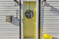 Sunshine House in Mason, Beautiful Cozy Cottage