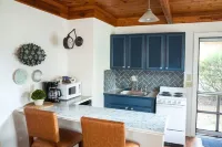 Tanglewood Farm B&B - Fox Den Suite 1 BR/1BA Private Apartment on Horse Farm