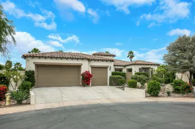 .4Acre Villa w/Pool, Pickleball, Putting, GameRoom