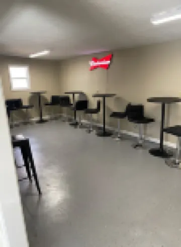 Domehouse Dovertn, Near KY Lake w Event Room, Creek, Pond & 4a Fee Hunting Land.