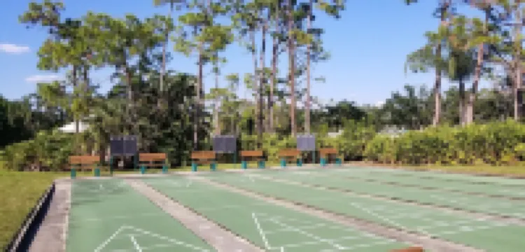 BEACH & SUNSETS CONDO!