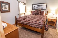 Relaxing Carnelian Bay Retreat - within walking distance to lake - 3-Star