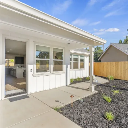 Newly Built Murphy's Modern Retreat Отели в г. Мерфис