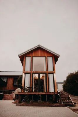 Samphire Collection Albany - centrally located, luxury accommodation. Hotels near Southern Ocean Sailing