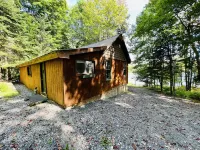 Lakefront Cabin on Lake Adirondack- Tax free