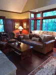 Beautiful Home for rent near CHQ Lake & Institution.