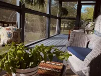 Creekside Cottage Near Nashville- Pet Friendly! Hotels in Cheatham County