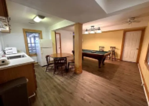 WhaleSound -Pool/Pet Friendly/0.2 mile to Beach