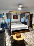 DOWNTOWN ART & ECLECTIC C - Apartments