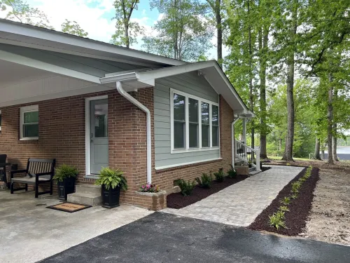 LAKE VIEW!  FISHERMANS DREAM! CLOSE TO BLUESTONE BOAT LANDING! Hotels in Mecklenburg County