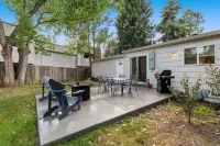 Olympic City Gold! 3bd Central CoSprings Fun & Firepit Near Palmer Park, UCCS Hotels near Men's Wearhouse