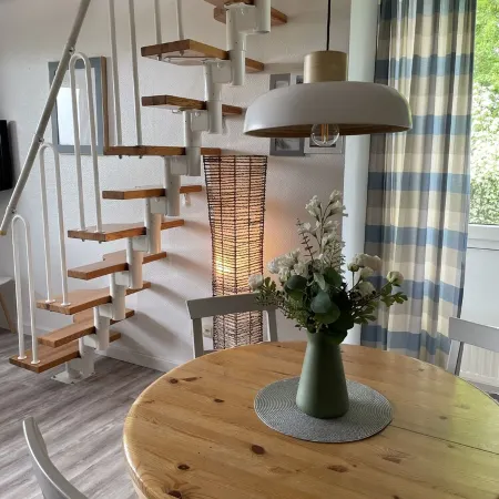 Cozy vacation apartment with dike view in Wremen
