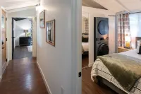 Cozy Riverfront Retreat W/ Hot Tub & Epic Mt Index Views Các khách sạn gần Sunset Falls