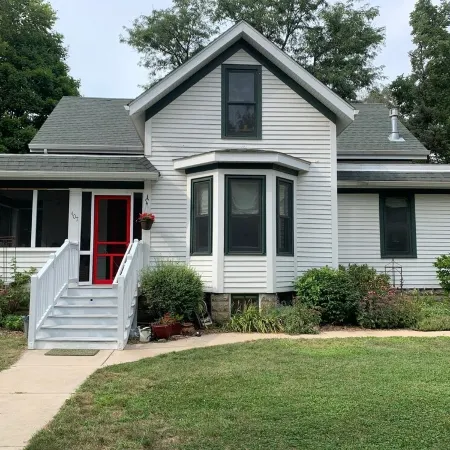 Historic Home By Carleton College; Perfect for Visiting Families & Faculty Hotels in Northfield