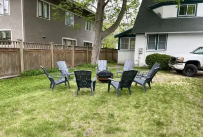Cobblestone Cottage, 4 Bedroom, centrally located Hotels near La Crosse Center