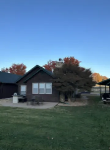 Old Kinderhook Creekside Golf Cottage 13