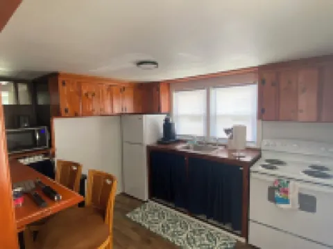 Charming 2-bedroom cottage in delightful Beach Haven Hotels in Beach Haven