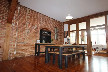 Historic Condo in the Heart of Downtown Elizabeth City