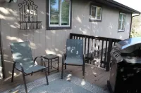 Virginia's Guest House- 4 bedroom home on a quiet corner lot in West Greeley