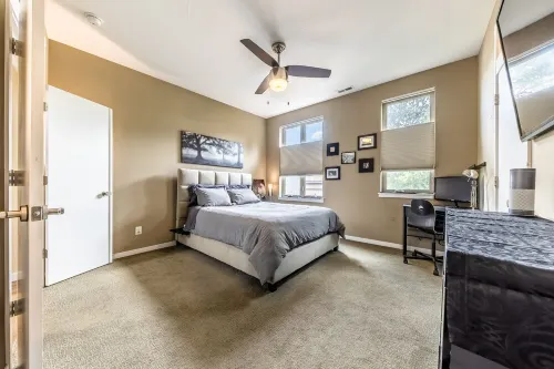 Post-Worthy Rooftop Views / Super Walkable LoHi Area / Modern 3b3b