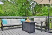 Cozy Home w/ Private Deck + Smart TVs, DT Marietta & ATL