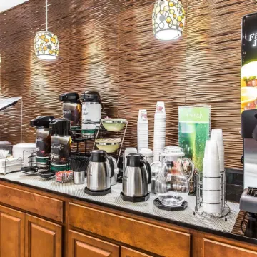 Quality Suites Hickory South