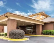 Quality Suites Hickory South Hotels in Hickory