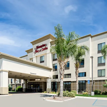 Hampton Inn & Suites Bakersfield/Hwy 58