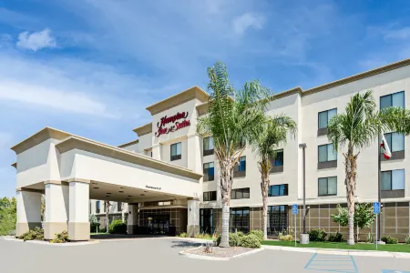 Hampton Inn & Suites Bakersfield/Hwy 58