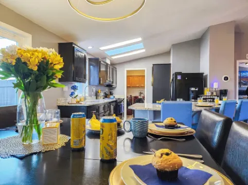 Large Estate/3 Kings/2 Private Yards/Grill/Games/Firepit/Dogs OK/Boat Parking