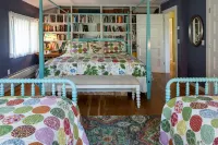 Gorgeous Views, Pool and Hot Tub, 12 mins to HB Plaza Hotels in Sonoma County