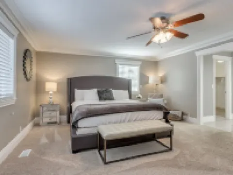 Skiers Dream Location Beautiful Large Home Close to All Ski Resorts and Downtown Hoteles en Sandy