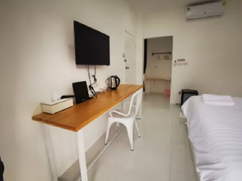 R5 Resortel Krabi Hotels near Krabi