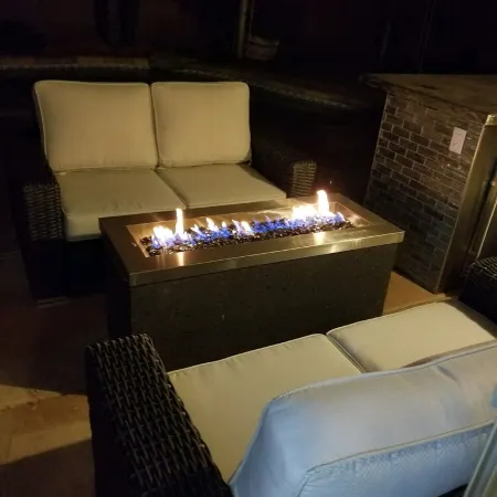Beautiful Modern Home Fully Upgraded!