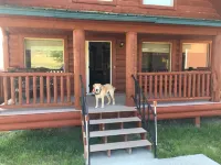 Where beautiful scenery is unavoidable! Fly-fishing, hiking/family time w/pets!