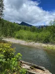The River House:  A quiet getaway with Stunning Mountain views. - Mountain View