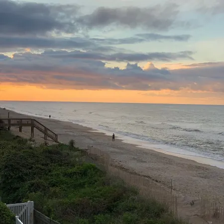Newly Renovated 3 Bed, 3 Bath Oceanfront Point Unit.  70+ 5 Star Reviews